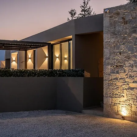 Zeuscave Villa *