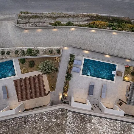 Zeuscave Villa *