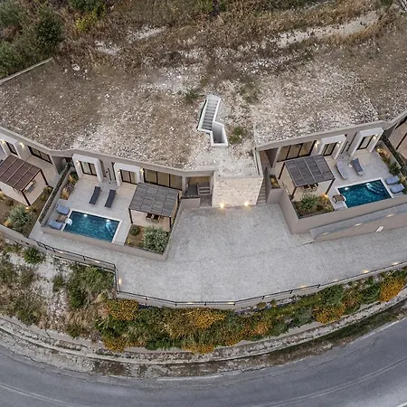 Zeuscave Villa *